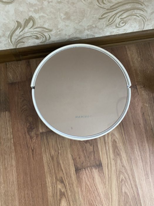 Продам робот пилолос