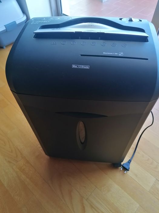 Trituradora / destruidora de Documentos Q Connect Q12CC