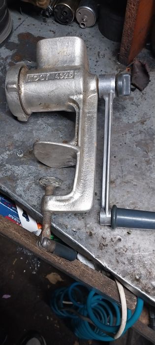 Мясорубка   древняя