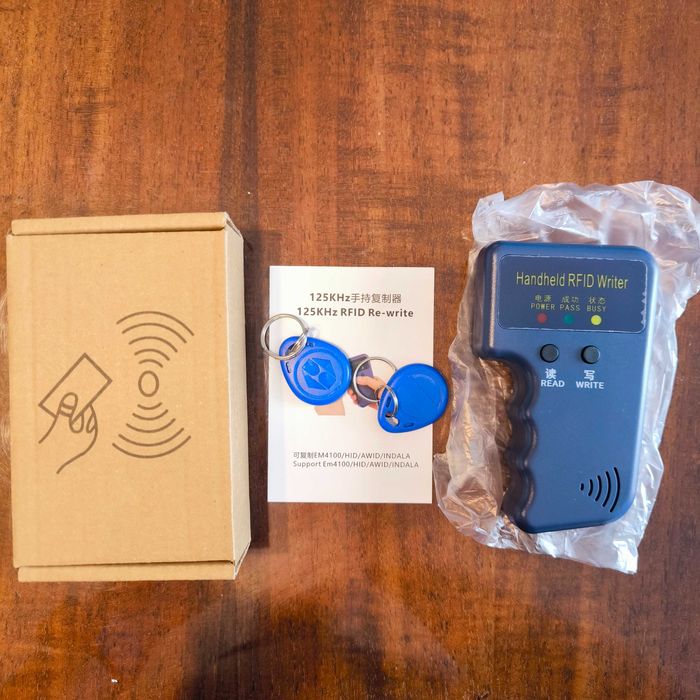 НОВЫЙ Дубликатор RFID-карт ключей для записи и чтения 125 кГц EM4100