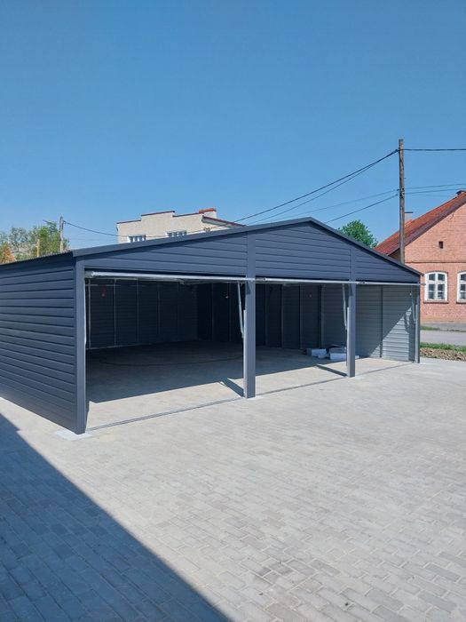 Garaż blaszany blaszak nowoczesny wygląd drewnopodobny