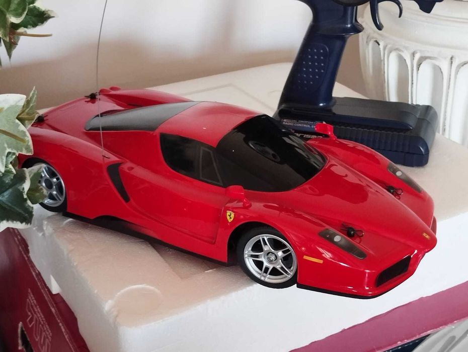 Ferrari Carisma M14 RC 1:14