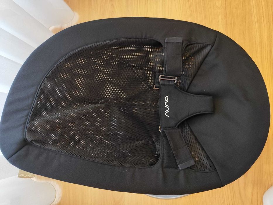 Espreguiçadeira Nuna LEAF Curv (Até 26 kg)