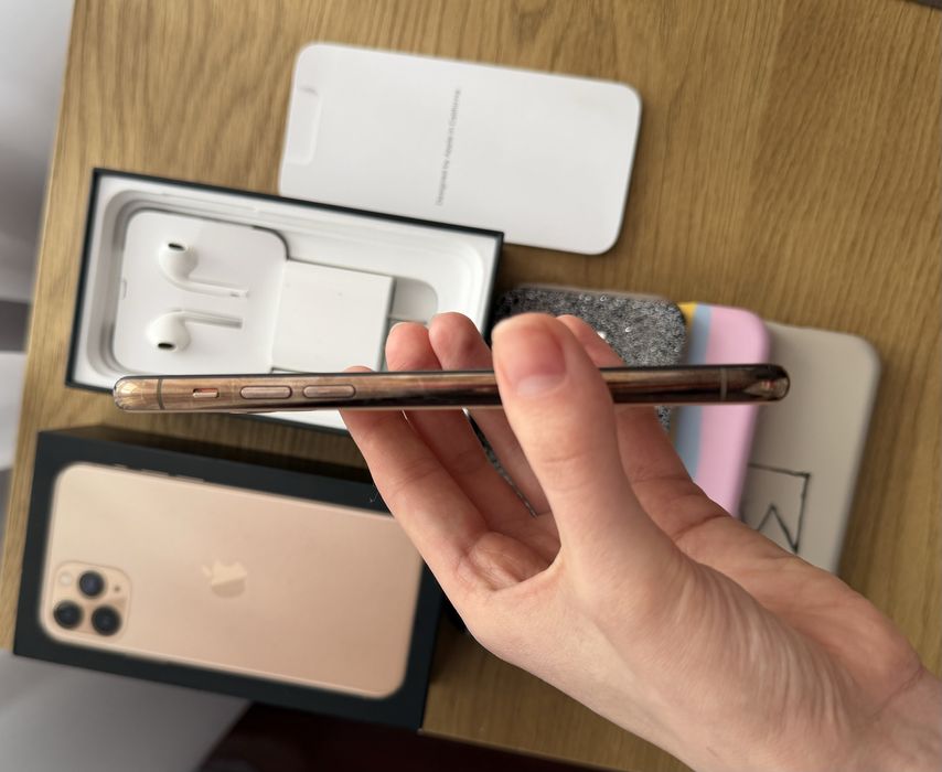 iPhone 11 Pro 256 ГБ Gold