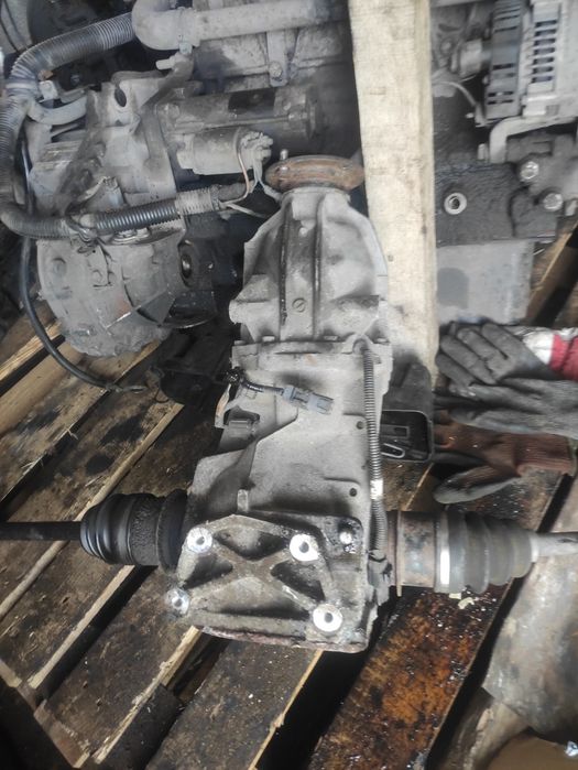 Редуктор заднього моста Mazda CX-7 2.3 2727151T525E балка мазда сх7