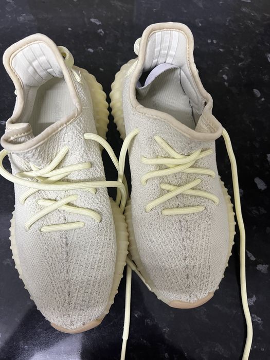 Adidas yeezy  em otimo estado