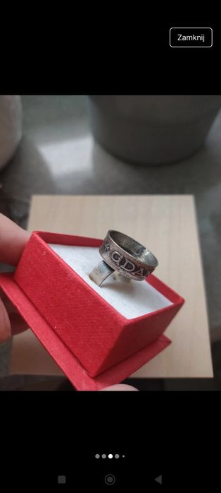 Pierścionek sygnet Rytosztuka herb Gdańska MET