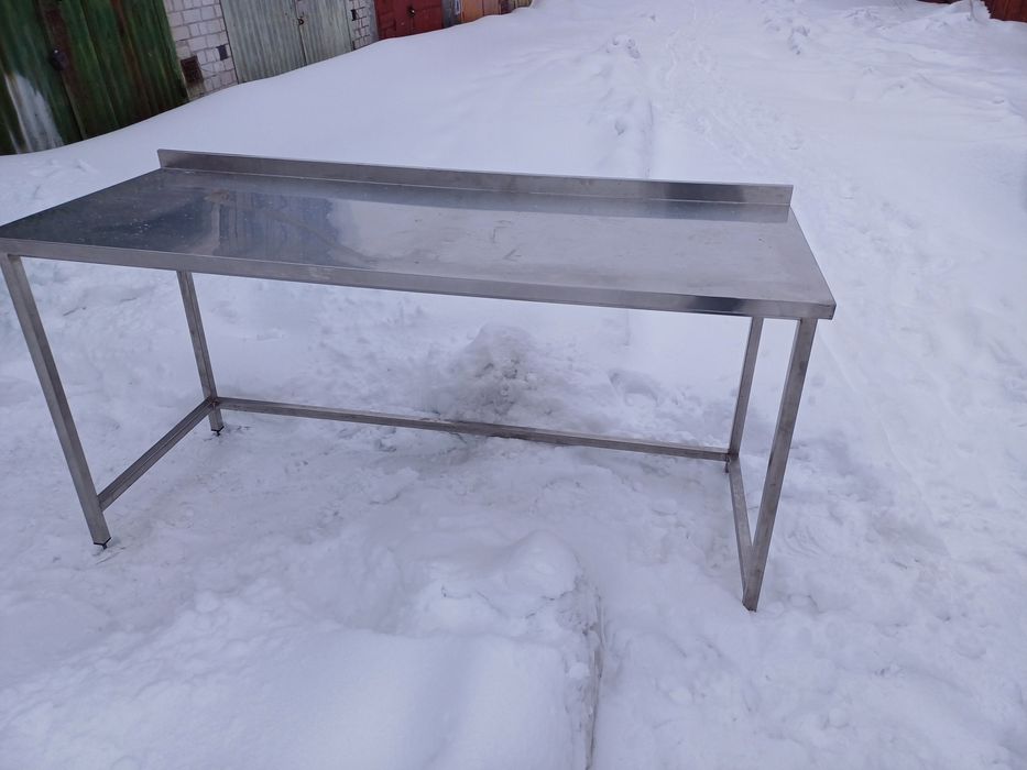 Столи з нержавійки