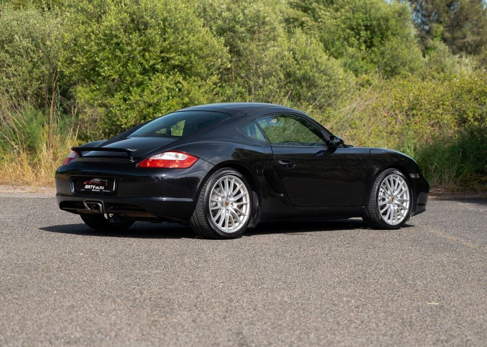 Porsche Cayman 2.7