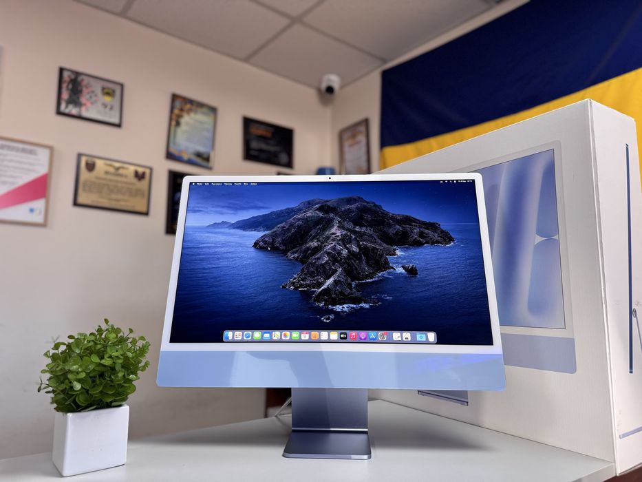Моноблок Apple iMac 24" M1 / 8GB / 256GB / Retina 4.5K / 2021/Стан 5+