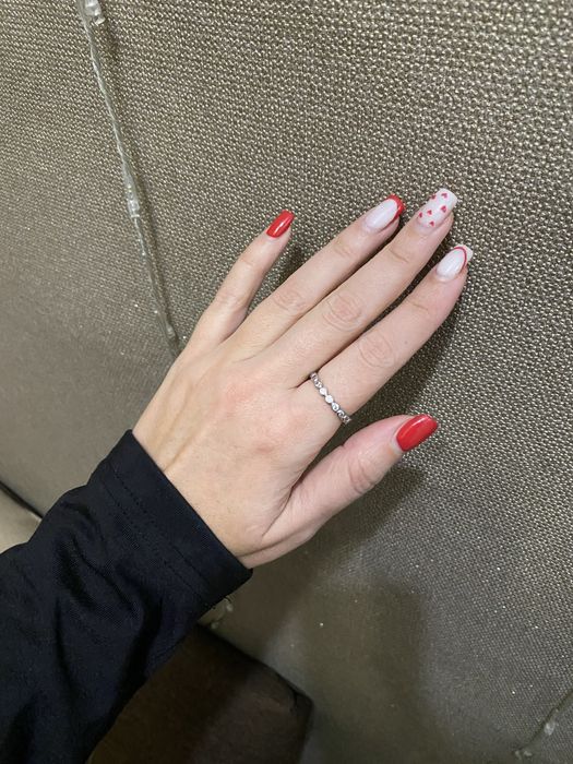 Серебряное кольцо камни фианит по кругу