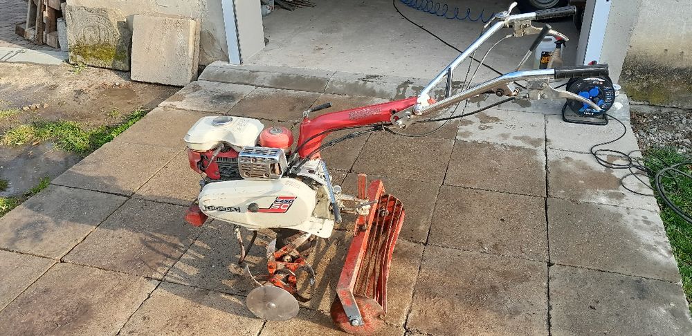 Glebogryzarka Honda F450