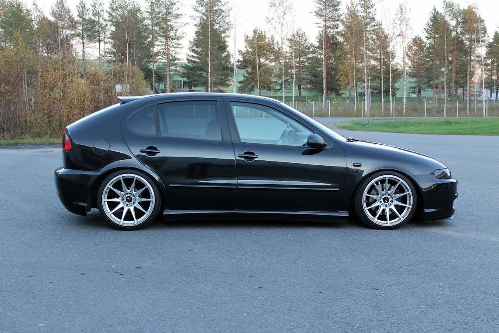 Felgi JR11 18" 8,5J ET35 5x100 A3 8L Leon 1M Golf MK4