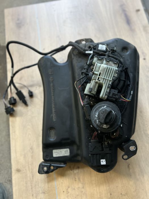 Продам бак мочевини edblue на Фольцваген Пасат б7 2.0TDI