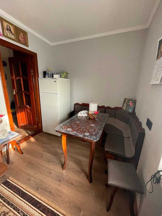 Продам 2х кімнатну квартиру, з ремонтом у центрі міста. м. Хмільник