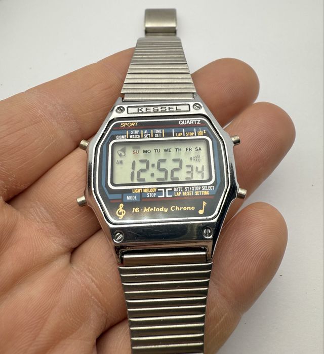 Zegarek Kessel LCD z melodyjkami z lat PRL