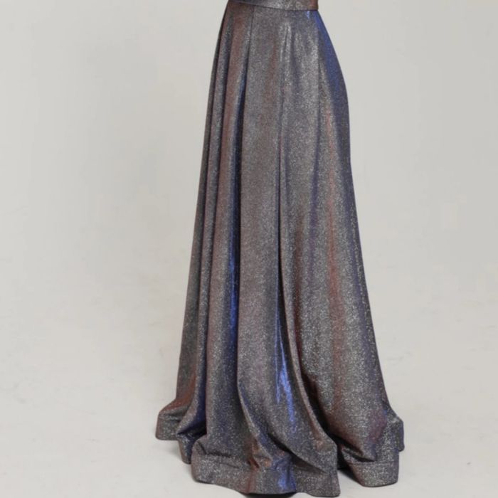 Шикарна випускна сукня