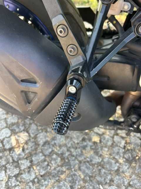 SUZUKI VStrom 1050 DE -trail