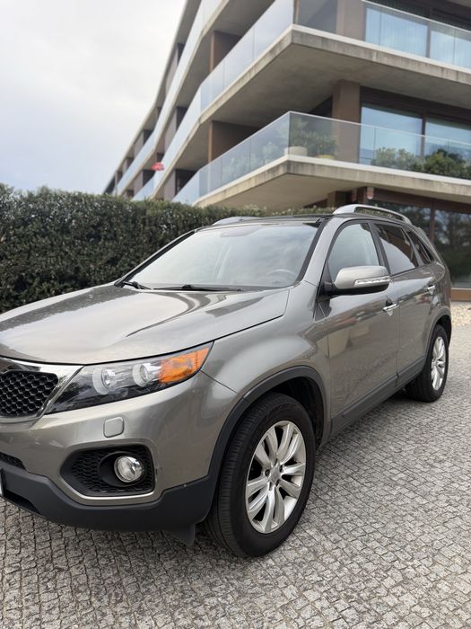Kia Sorento 2.0 CRDI 7 Lugares — photo 2