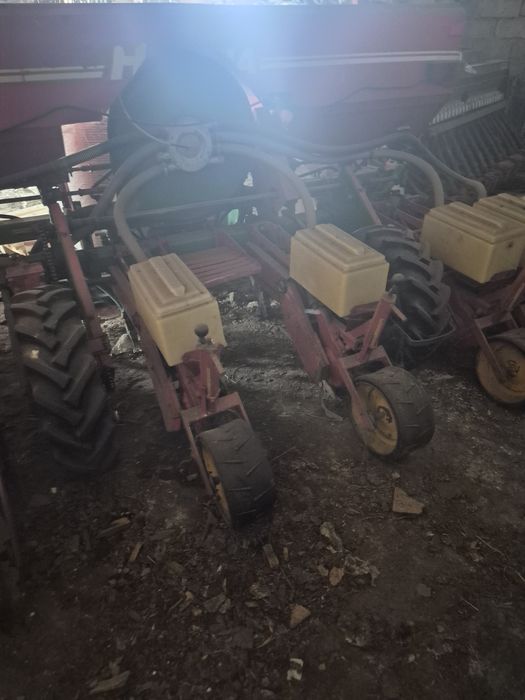 Siewnik do kukurydzy Hassia