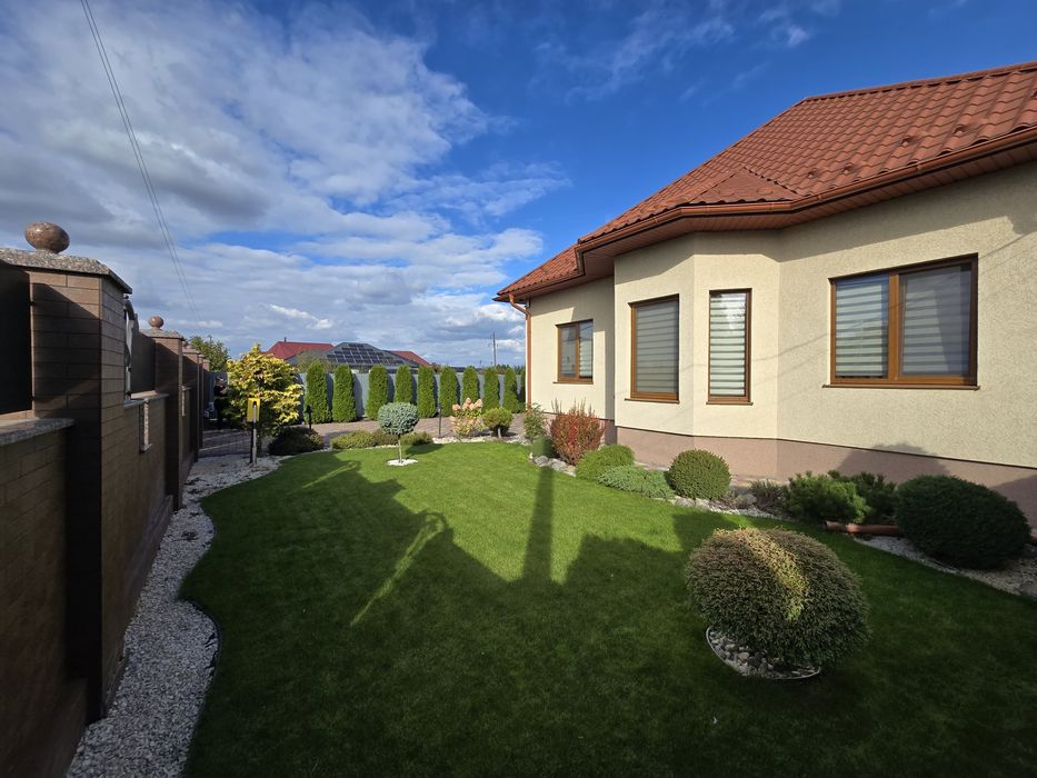 Продаж чудового одноповерхового будинку в передмісті Ужгорода с Холмок