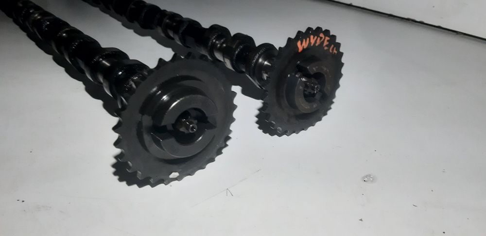 BMW E39 m57 2.5d 163km wałki rozrządu wałek ssący i wydechowy r6