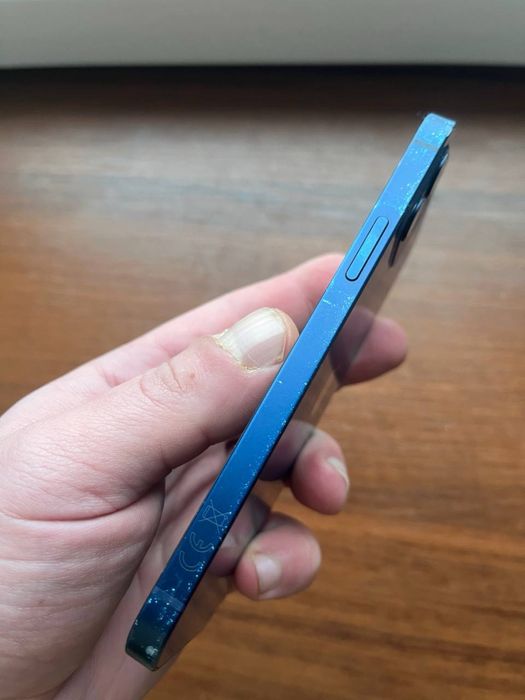 Iphone 12 64gb Blue passcod