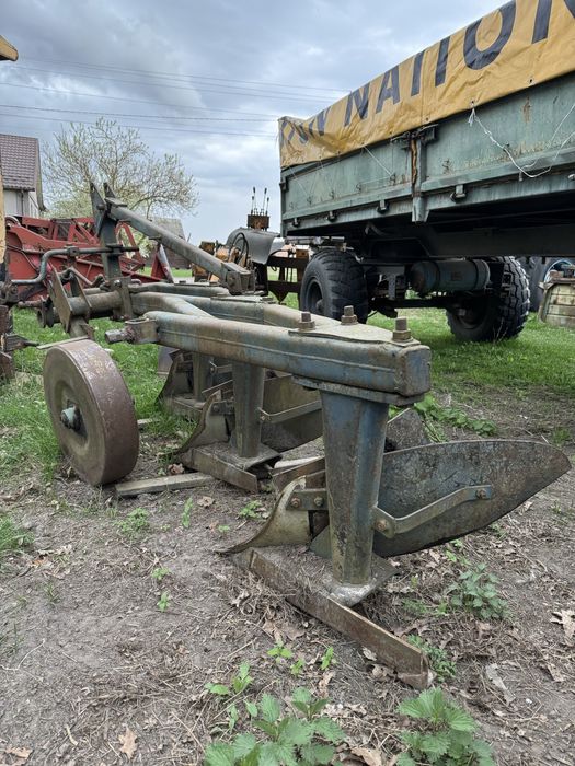 Продам польський плуг