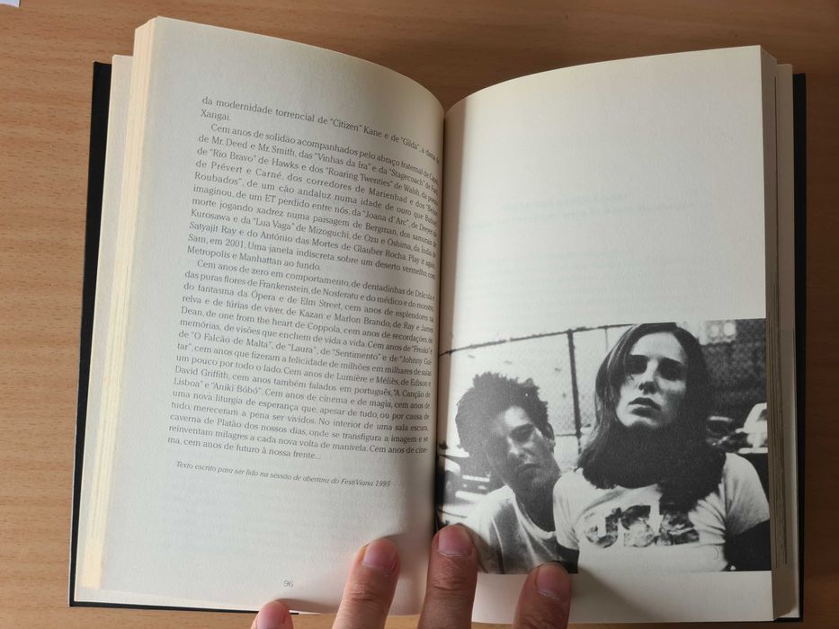 Livro "A Memória das Sombras" de Lauro António