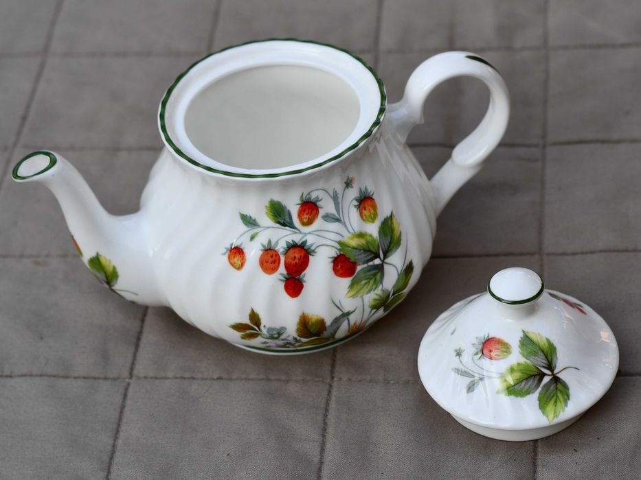 Dzbanek do herbaty  porcelana  David Michael