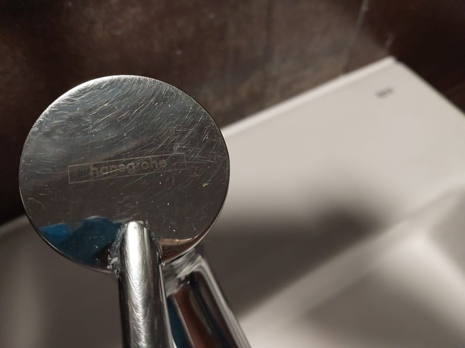 Umywalka  ROCA, plus bateria hansgrohe