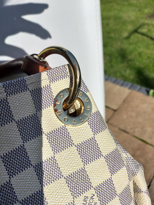 Louis Vuitton Artsy