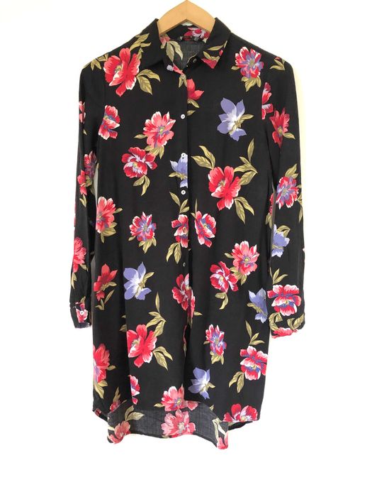 Sukienka Stradivarius kwiaty długi rękaw