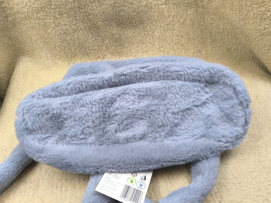 Jasnoszara torba na ramię z futerka cleve