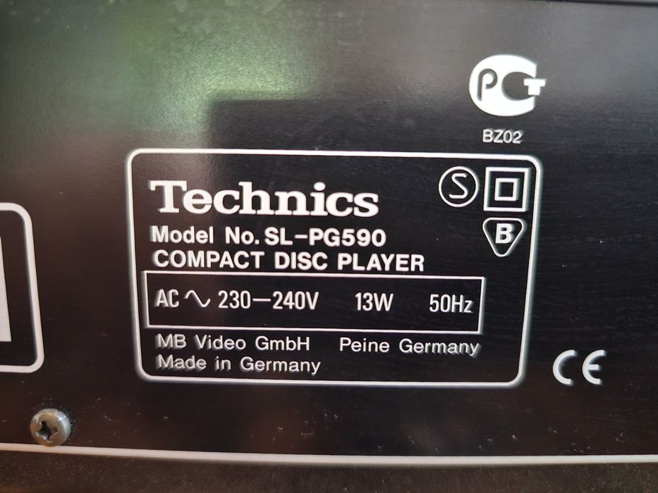 Odtwarzacz CD Technics SL PG590