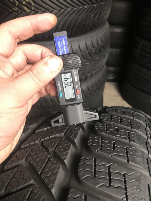 225/60/17 R17 Pirelli Sottozero 3 4шт зима