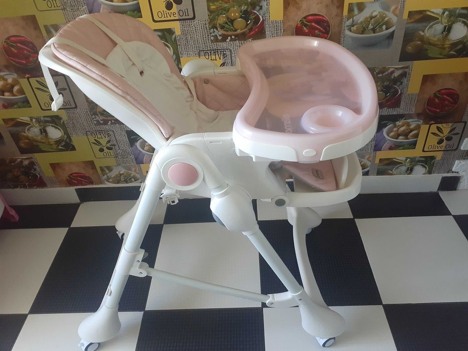 Стілець для годування Carello Caramell.