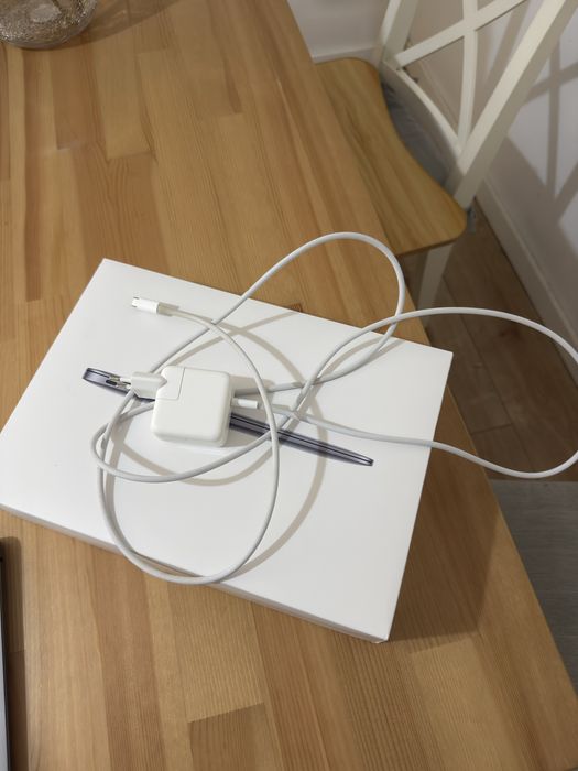MacBook Air M1 13’ | 16GB RAM | 256GB SSD | Cinzento Sideral