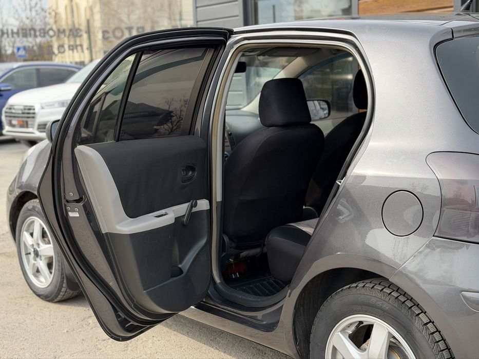 TOYOTA YARIS 2011 року, 1.4 дизель, механіка, передній привід.