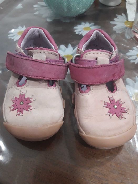 Сандалики для девочки elefanten 17 р