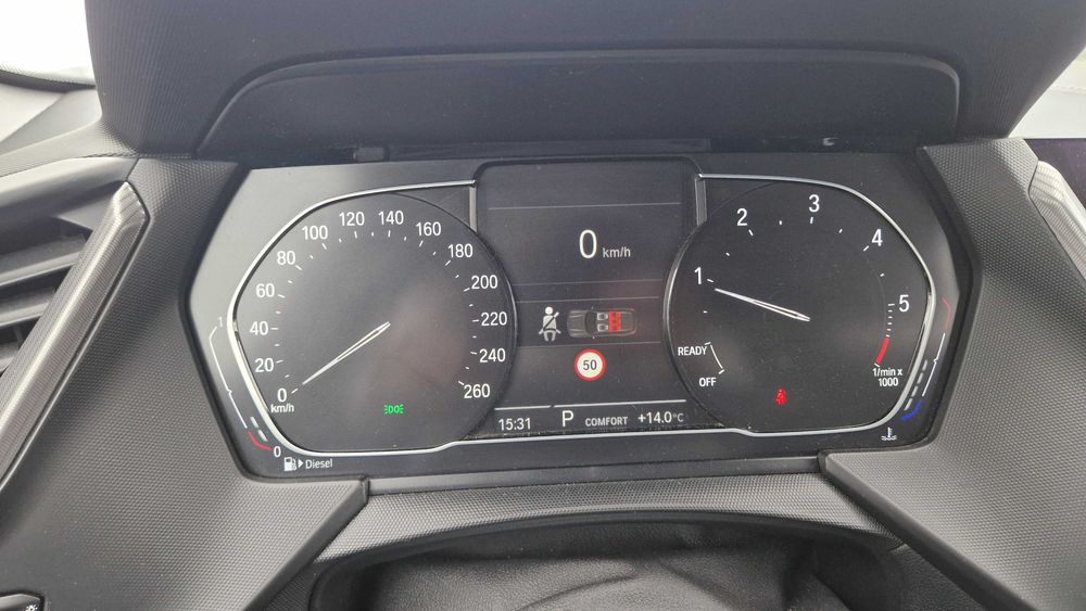 BMW 116d Line Sport Auto (Nacional)