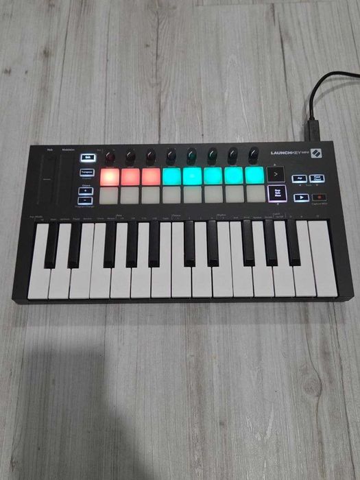Novation Launchkey Mini MK3 (Gwarancja)