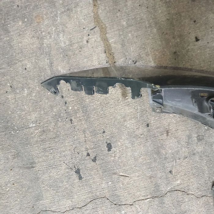 Para-choques frente Opel Corsa E 2014 a 2018  39003567