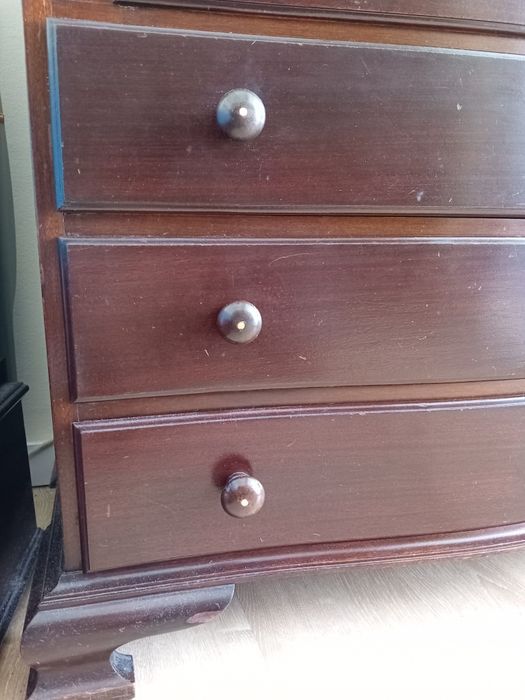 Escrivaninha madeira maciça com três segredos