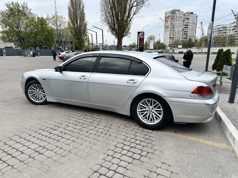 BMW 7 Series E66