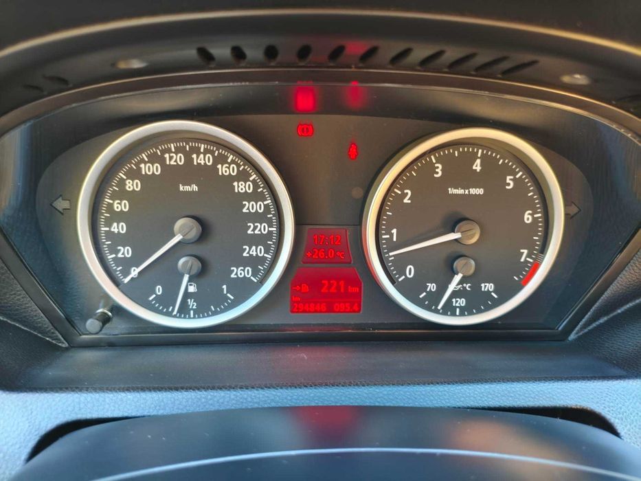 BMW 630i Série 6 | COM GPL | CAIXA MANUAL | Mecânica Impecável