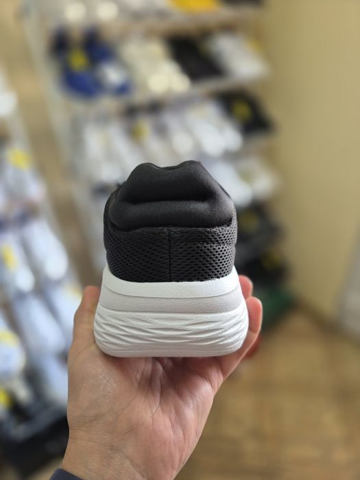 Оригінальні кросівки Adidas CLOUDFOAM COMFY (45⅓-29см)