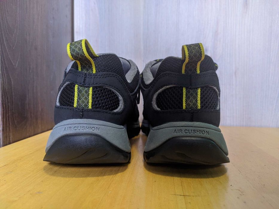 Кроссовки треккинговые кожаные Merrell