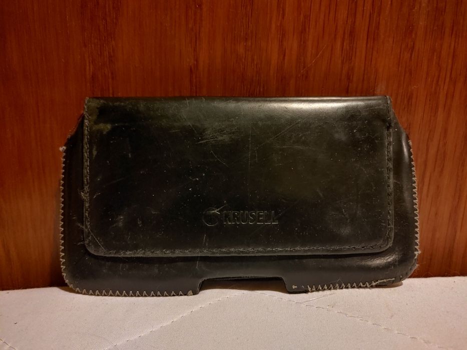 Skórzane etui na telefon