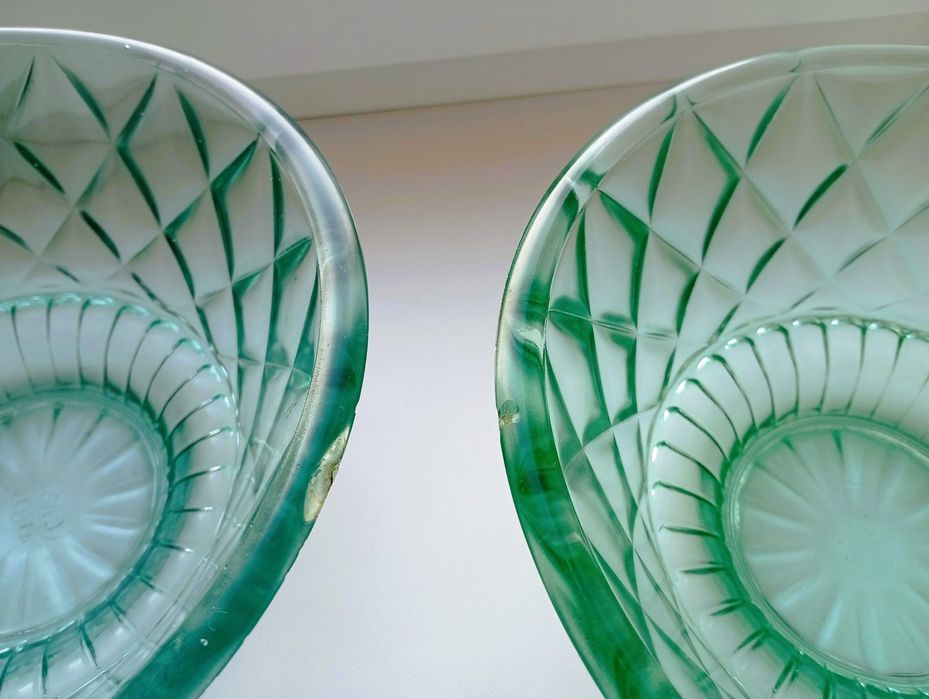 Комплект з двох скляних ваз